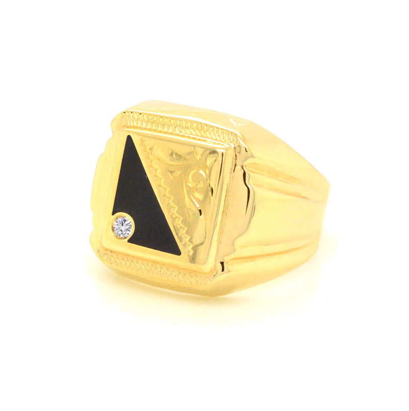Pánský prsten žluté zlato s čirým zirkonem a gravírováním