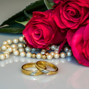 Zlaté svatební prsteny